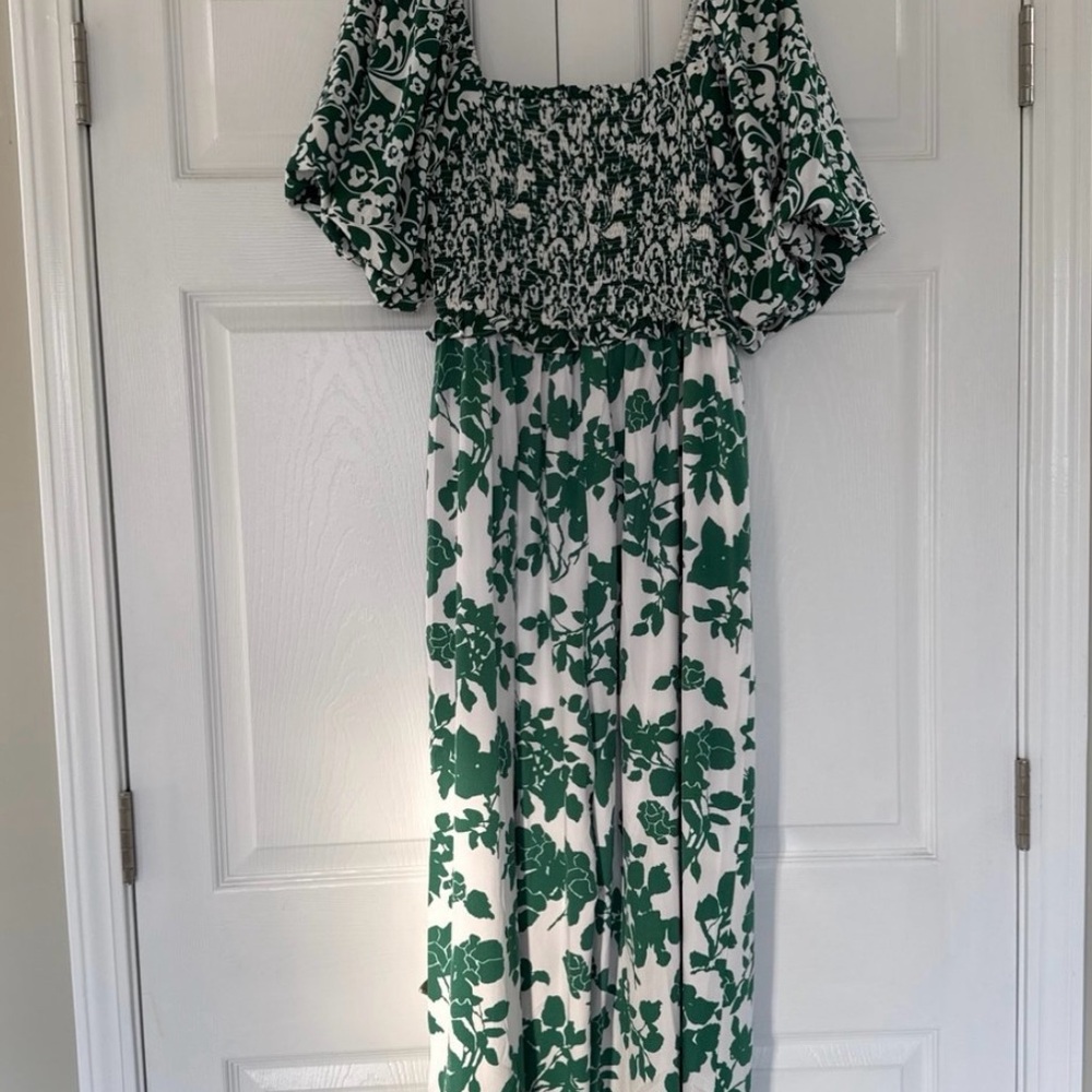Entry Green and White Smocked Top